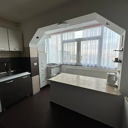 Blue Sky Apartment *
